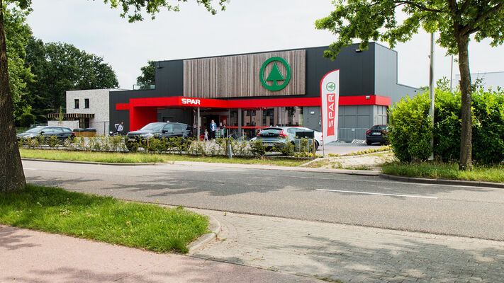 Buurtwinkel en woningen